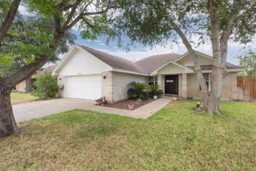 Mcallen 4Br With Pool, Shopping & More Exteriér fotografie